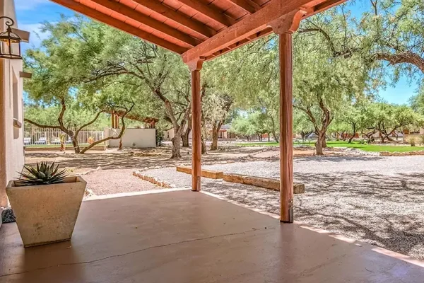 Villa 1, Resort Style Pool & Pickleball with RV Parking