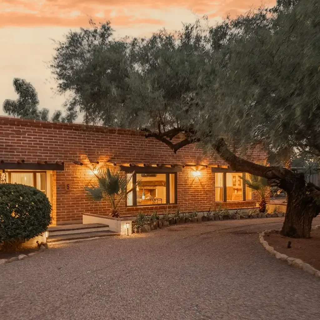 Historic Air Conditioned Brick Adobe Vacation Rental