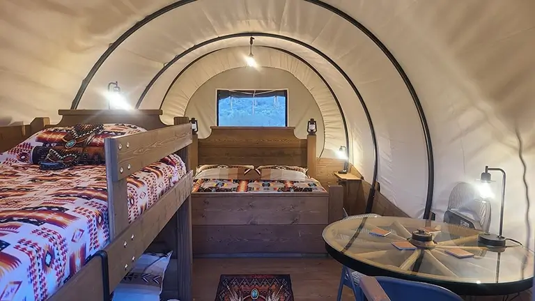 conestoga wagons tucson Interior