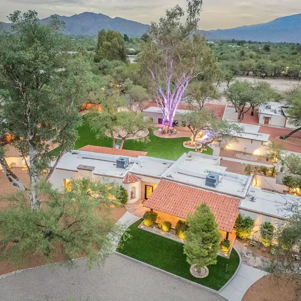 Solana Guest Ranch & Villas Wagons Large Groups