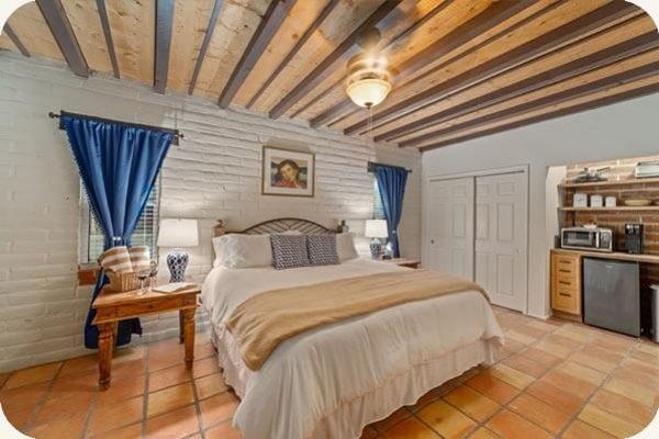 Solana Lodging Accommodations